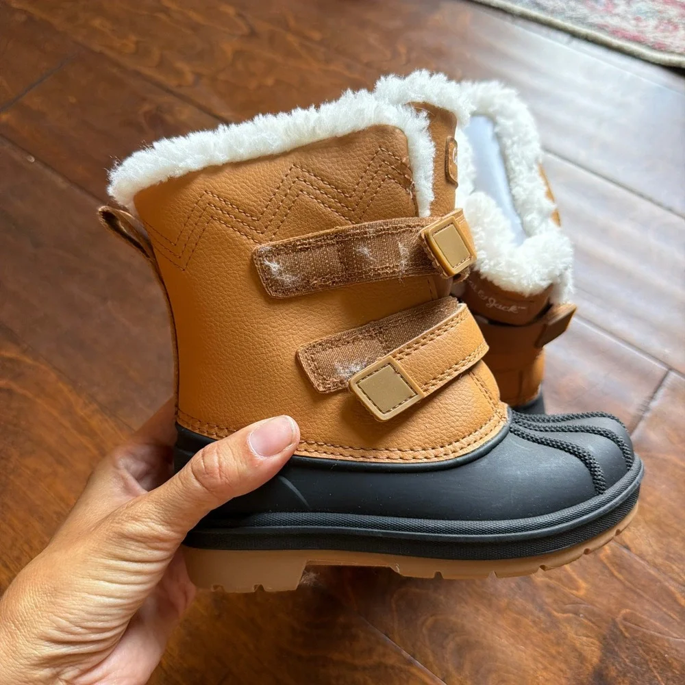 Cat & Jack Denver Tan Waterproof Snow Boots Faux Fur Trim Toddler Size 9 NEW